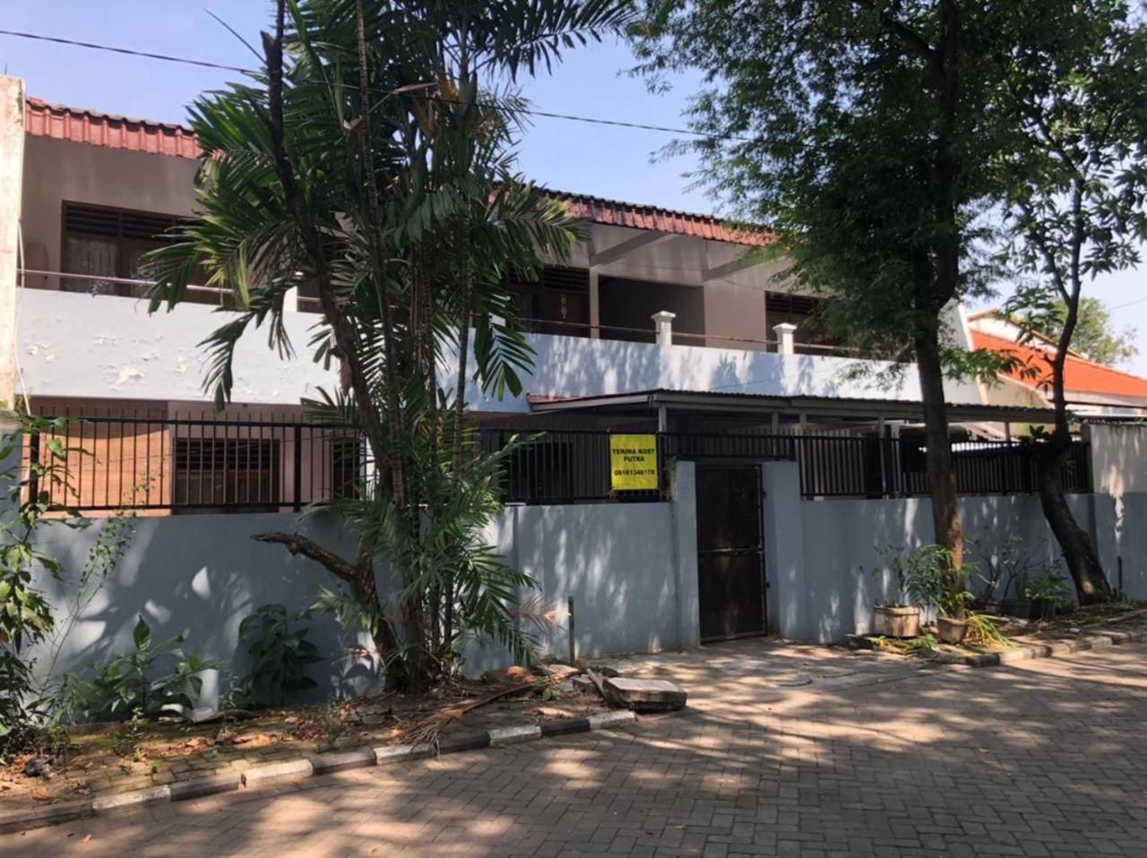 Oyo 90482 Rumah Oma Syariah Kupang  Exteriér fotografie